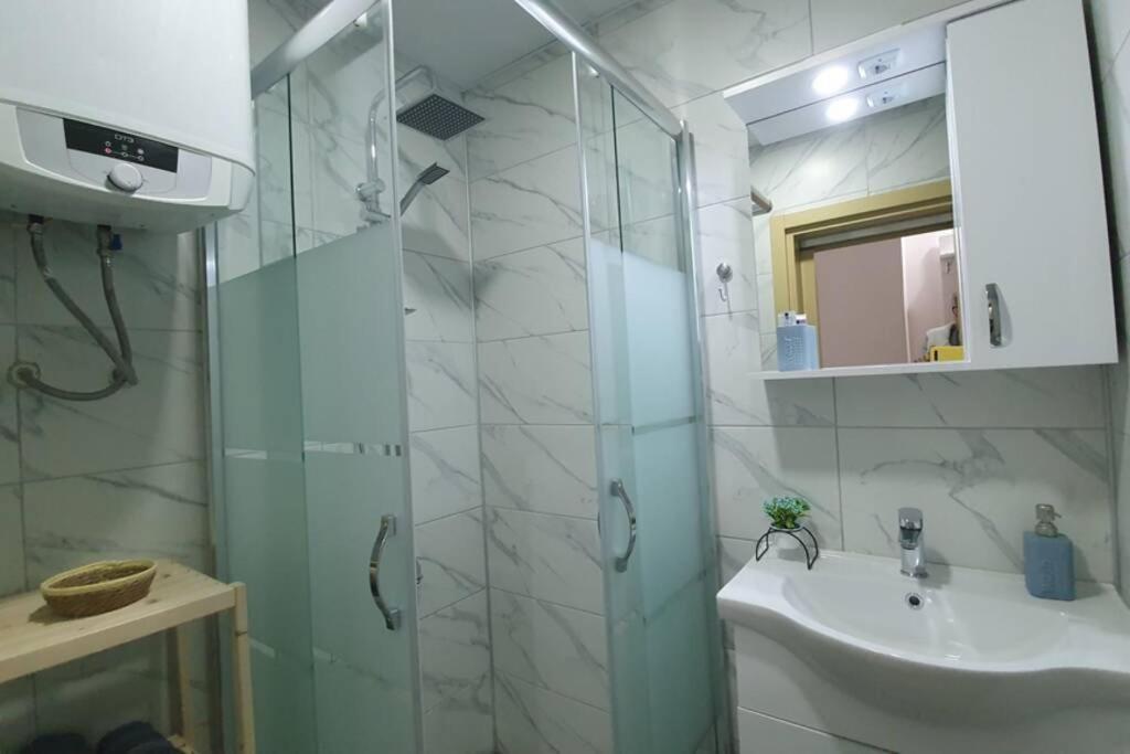 2+1 Apartm With Garden + Balcony , At Ladies Beach Kusadası Esterno foto