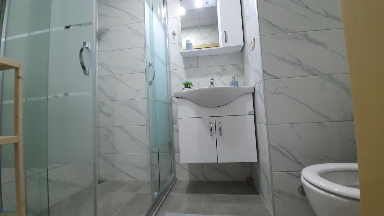2+1 Apartm With Garden + Balcony , At Ladies Beach Kusadası Esterno foto