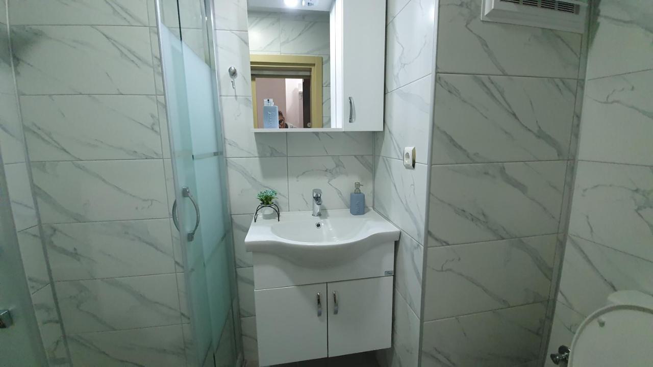 2+1 Apartm With Garden + Balcony , At Ladies Beach Kusadası Esterno foto