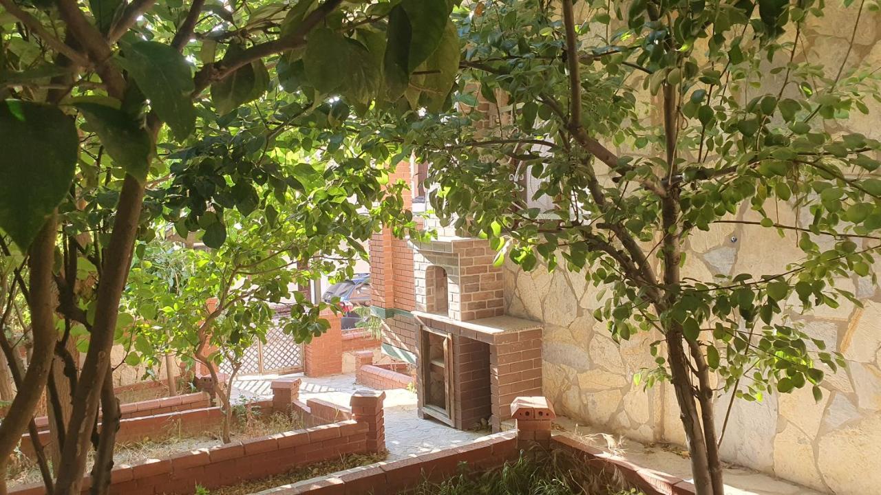 2+1 Apartm With Garden + Balcony , At Ladies Beach Kusadası Esterno foto